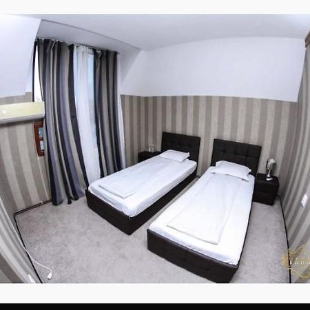 Hanul Vanatorilor Buzău Exteriér fotografie